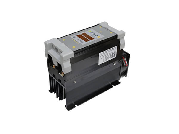H2SCR數(shù)顯單相電力調(diào)整器100-175A